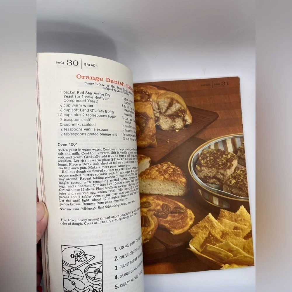 100 New Bake Off‎ Recipes Vintage Grand National Pillsbury 1965 USA Winners